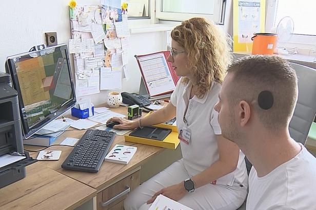obrázek: Studentům s handicapem vycházejí univerzity vstříc. Učí se to samé, jen jinou cestou