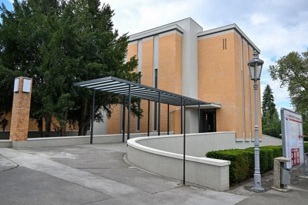 obrázek: Ústřední hřbitov v Brně po rekonstrukci otevírá obřadní síň