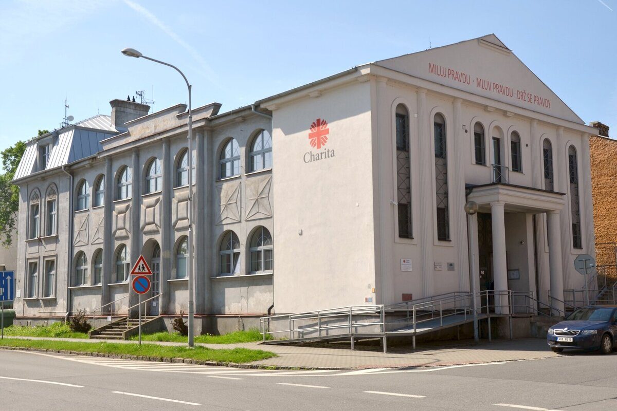 Charita Ostrava posiluje pomoc novým Domovem sv. Hedviky