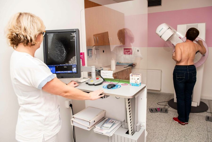 Nemocnice v Havířově hradí mamografický screening ze svého. S největšími pojišťovnami nemá smlouvu