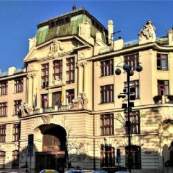 115 let Polívkovy Nové radnice: výstava i kniha připomínají historii pražské dominanty