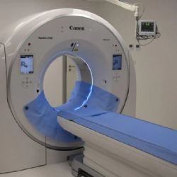 Benešovská nemocnice modernizovala CT pracoviště, nový přístroj s AI zrychlí diagnostiku