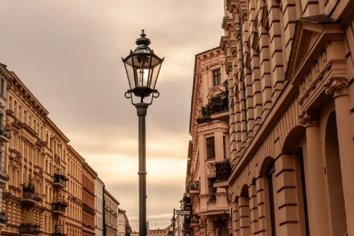 Foto: Česká pošta prodává historickou budovu v Ostravě za sto milionů!