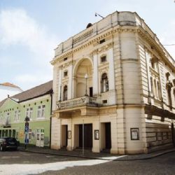 Tábor modernizuje velký sál divadla za 70 milionů. Umělý dozvuk otevře prostor koncertům