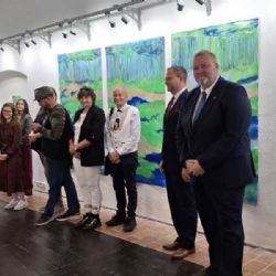 Telč hostí umělce z Vysočiny a Francie: Výstava jako výsledek kulturní diplomacie