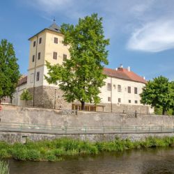 Zámek a kino za 200 milionů? Horažďovice hledají dotace