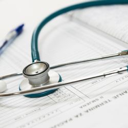 Vybraní klienti VZP budou zváni na vyšetření kvůli nemocem srdce a cév