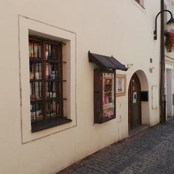 Charita Tábor otevírá denní centrum pro bezdomovce