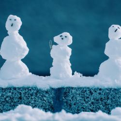 Další dvě noci budou extrémně mrazivé, teploty pod -12°C, vítr a sněhové jazyky