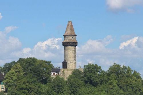 Foto: Štramberská Trúba: Náročná oprava střechy ve 40 metrech