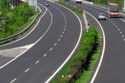 obrázek:Vláda podpořila návrh na 24hodinovou jednodenní známku, rozhodovat bude Sněmovna