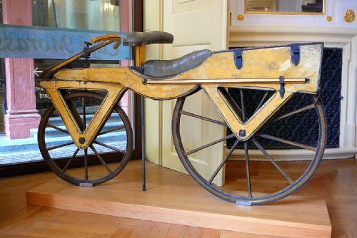 Foto: Unikátní výstava odhaluje historické velocipedy v Ostravě