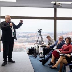 AI, data a lidské dovednosti mění fungování byznysu i vzdělávání