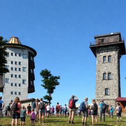 Čeští a bavorští turisté se setkají na Čerchově. Čeká je výšlap, folklor i rozhledna