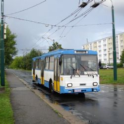 Historické trolejbusy znovu vyrazí Plzní. Jízdenka přidá kávu i pivo zdarma