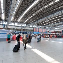 Na Letišti Václava Havla trvá stávková pohotovost. Odbory odmítají nástup Radomíra Lašáka do vedení