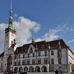 Olomouc láká nové obyvatele: 10 tisíc za trvalý pobyt!