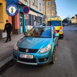 Řidič s 3,91 promile zkolaboval v zaparkovaném autě