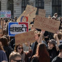Studenti protestovali za Českou televizi a rozhlas. Do akcí se zapojila i Plzeň