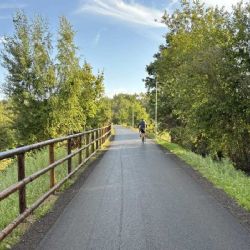 Veselí nad Lužnicí má novou cyklostezku po bývalé trati, v Jižních Čechách pokračují další projekty